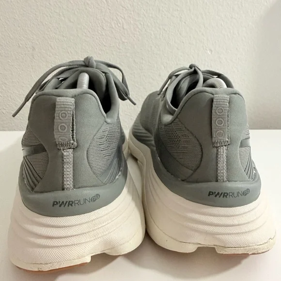 Saucony Hurricane 24 Women's Gray Athletic Running Shoes with Gum Sole - Picture 7 of 11